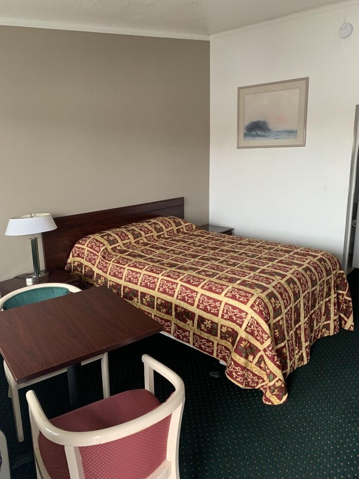 Economy Inn Monterey Сийсайд Екстериор снимка